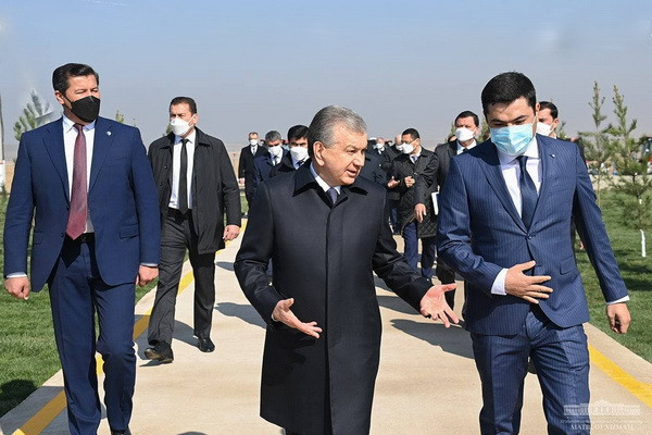 Шавкат Мирзиёев посетил Чиназский район