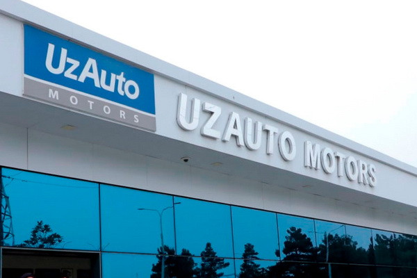 Chevrolet Cobalt, Lacetti and Damas cars in new trim levels for sale
