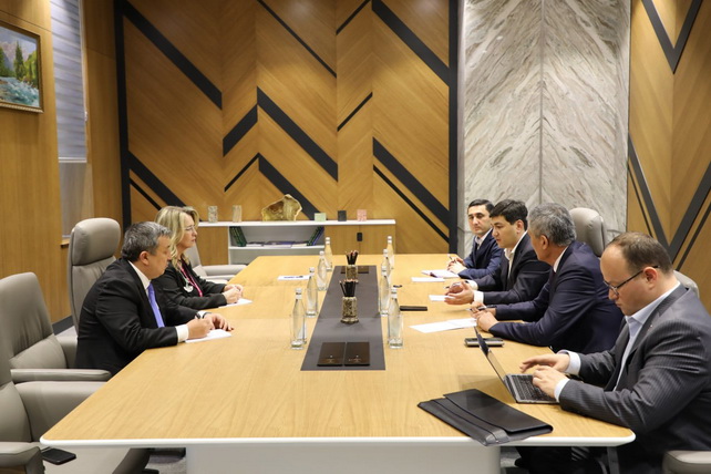 Узбекистан и МИСиС обсуждают создание инженерной школы «GeoMetTex»