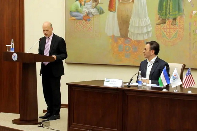 U.S. Ambassador Highlights Central Asian Countries’ Role in the Success of the C5+1 Format at Expert Lecture in Tashkent