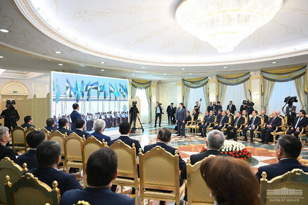 Presidents attend arrival ceremony of first cargo train on "Xi’an – Khorgos – Almaty – Saryagach – Tashkent" route