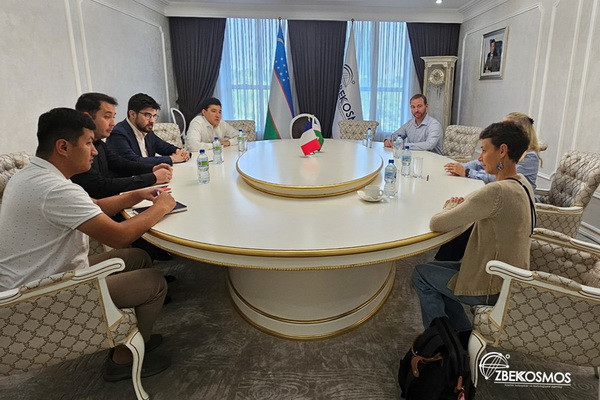 Состоялась встреча представителей Агентства «Узбеккосмос» и представителей французской компании «Airbus»