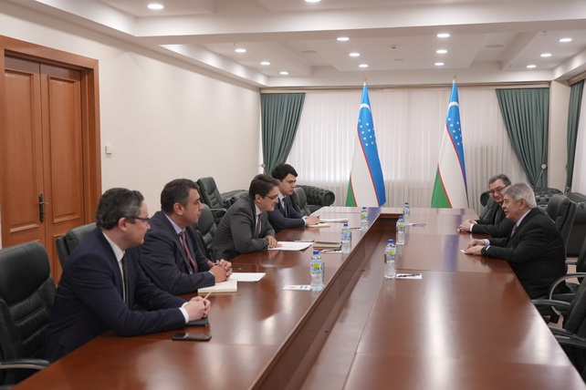 Uzbek Deputy Foreign Minister Holds Talks with Azerbaijani Ambassador