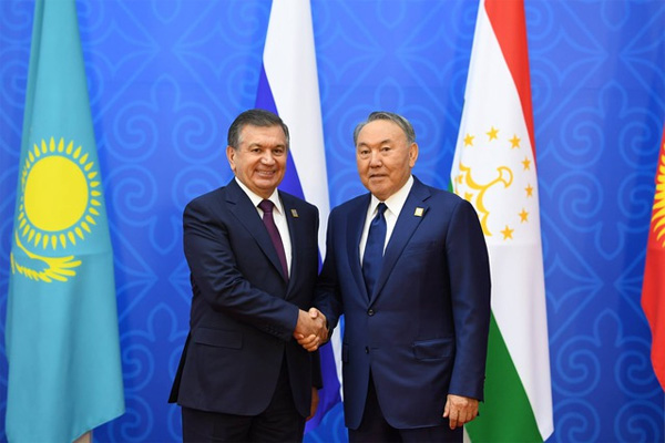 Президент Казахстана посетит Узбекистан
