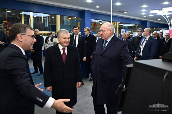 Uzbek, Belarusian Presidents get acquainted with the activities of the Technopark