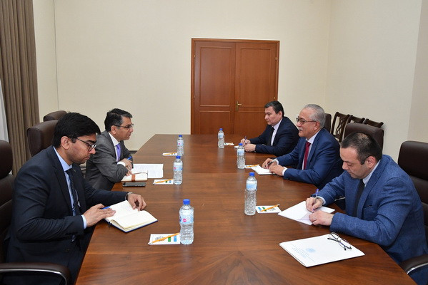 Special Representative of the President of Uzbekistan for Afghanistan meets with the Ambassador of Pakistan