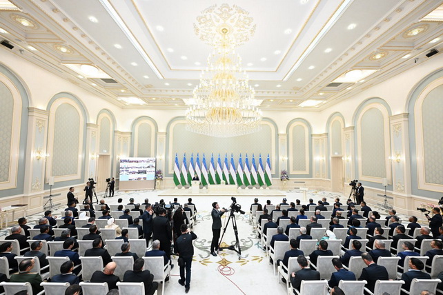 Мирзиёев назвал достижения агросектора и обозначил масштабные цели на 2026 год