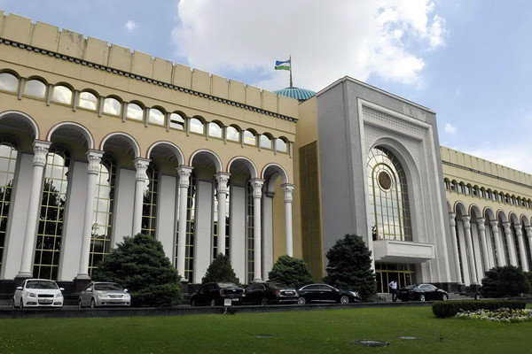 Правительство Узбекистана решительно осуждает провокационное нападение на Посольство Азербайджанской Республики в Лондоне