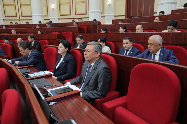 Uzbek Parliament Approves Creative Economy Development Bill