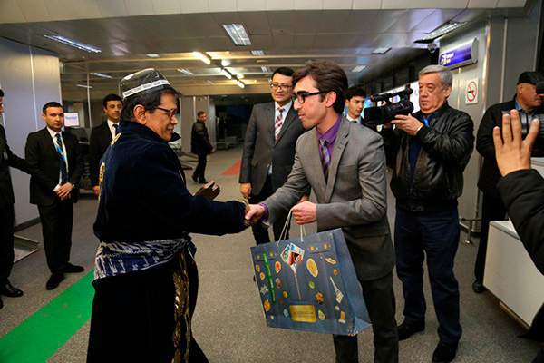 Over 60 tourists from Singapore, Indonesia and Malaysia arrive in Uzbekistan