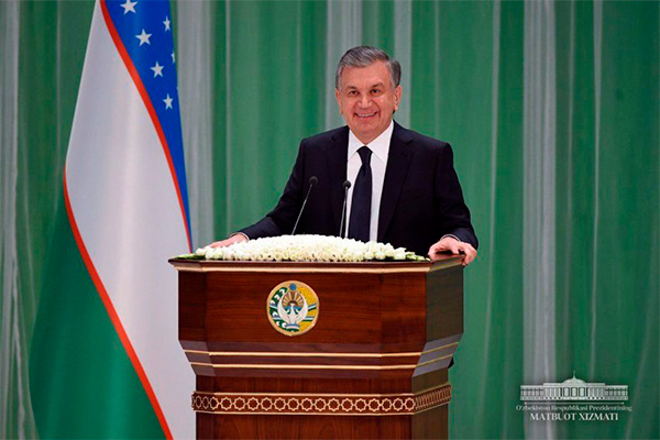 Президент Узбекистана помиловал 136 граждан