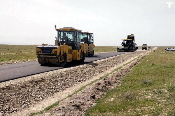 A new road is under construction connecting the M39 and M41 highways in Surkhandarya region