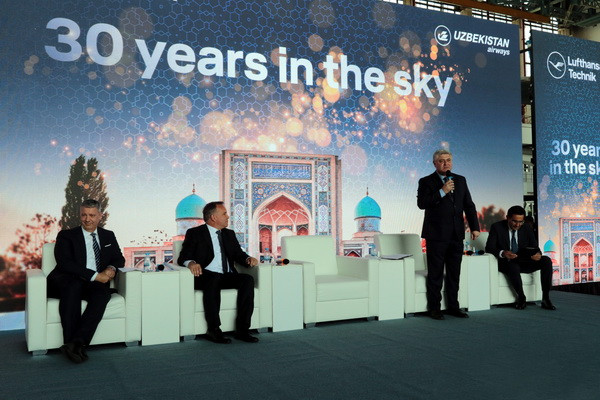 The 30th anniversary of cooperation between Uzbekistan Airways and Lufthansa Technik AG was celebrated in Tashkent