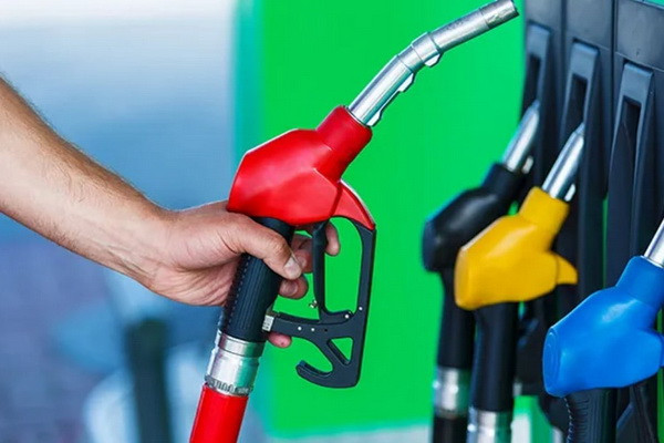 Uzbekistan temporarily restricts the export of gasoline and diesel fuel