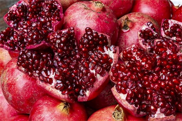 Uzbekistan exported 405.1 tons of pomegranates in January