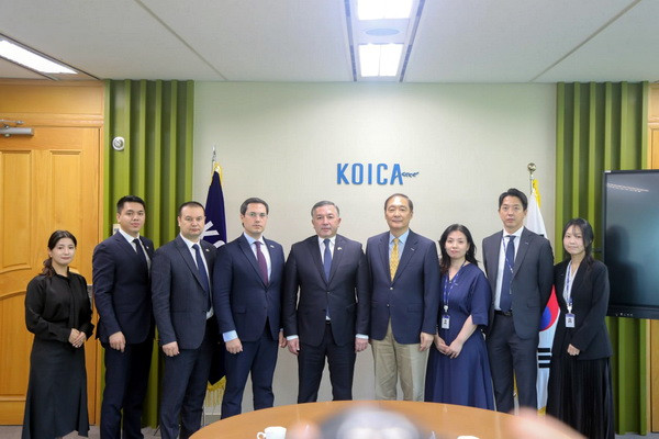 Делегация Узбекистана провела встречу с Президентом KOICA