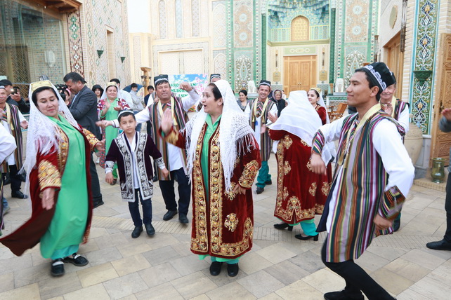 Uzbekistan’s Permanent Population Reaches 38.07 Million