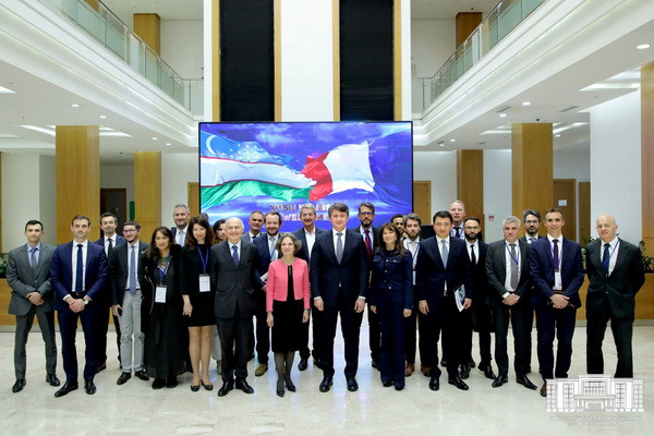 Delegation of French entrepreneurs pay a visit to Uzbekistan