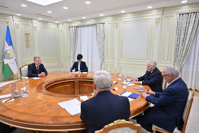 President of Uzbekistan meets with members of the International Advisory Council