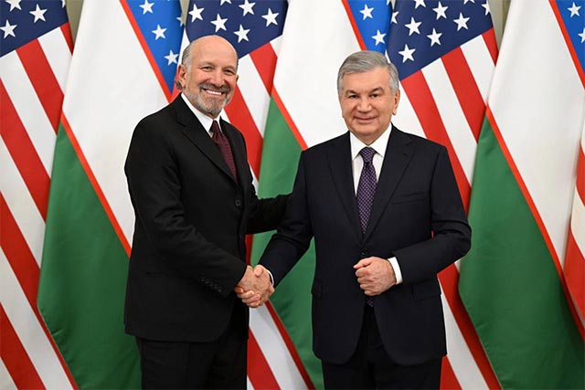 President of Uzbekistan Holds Meeting with U.S. Secretary of Commerce