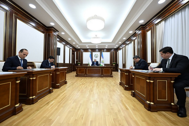 Шавкат Мирзиёев ознакомился с результатами работы по ведению земельного учета