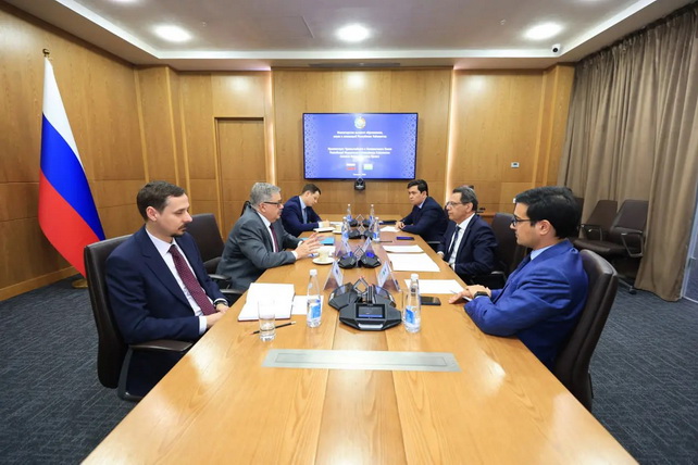 Uzbekistan, Russia Boost Higher Education Ties