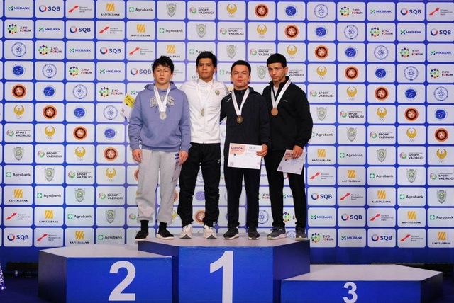 В Ташкенте стартовал чемпионат Узбекистана по вольной борьбе