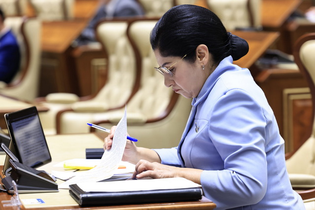 Uzbekistan adopts law to develop the jewelry industry