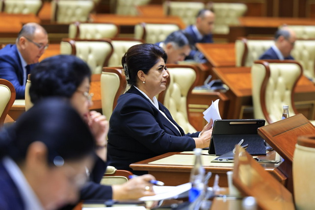 Senate of Uzbekistan Ratifies Global Convention on Education
