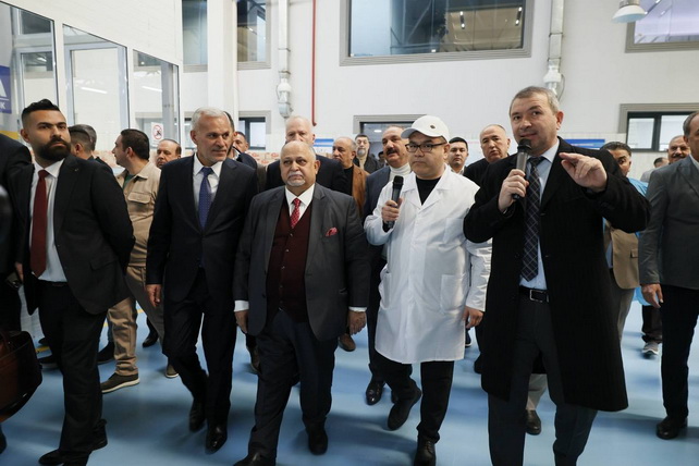 Представители деловых кругов Ирака ознакомились с производственными процессами в строительной, пищевой и фармацевтической промышленности Узбекистана