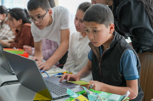 Inclusive IT Camp Concludes in Khiva Under Zamin Education