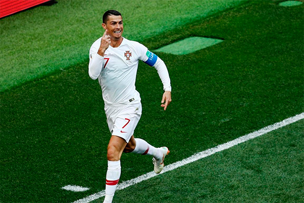 «Манчестер Юнайтед» расторг соглашение с Криштиану Роналду