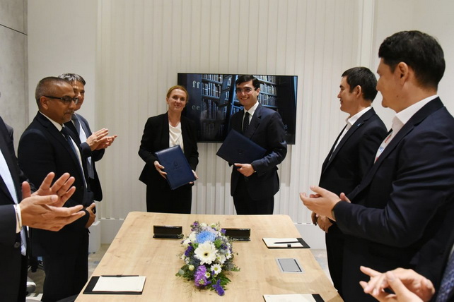 Uzbekneftegaz and Schlumberger sign agreement on field management in the Ustyurt region