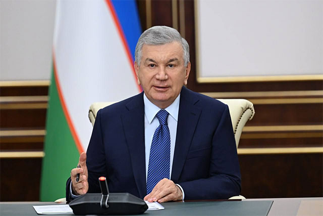 Шавкат Мирзиёев поручил усилить контроль и ответственность в сфере экологии