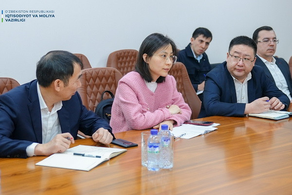 The Chinese company intends to take part in the reconstruction of roads in Uzbekistan