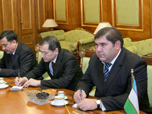 Вице-премьер Узбекистана встретился с Принцем Бахрейна и министром финансов