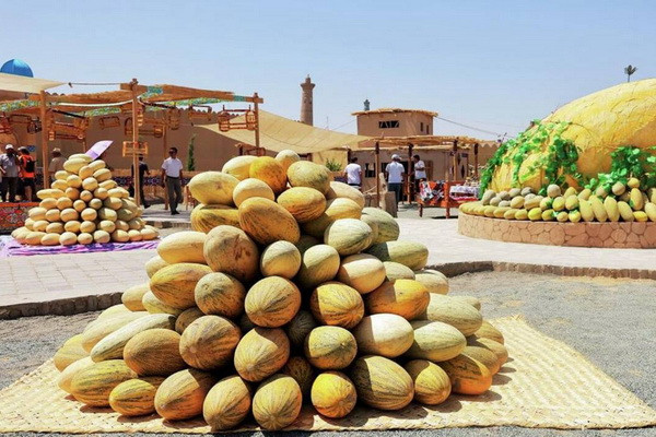 Kovun Sayli festival opens in Khiva
