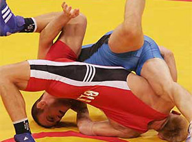 Вольная борьба: Узбекистан уступил Азербайджану