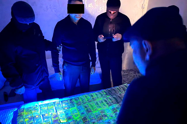 В Узбекистане задержан подозреваемый в мошенничестве при попытке получить $600 тыс. за доступ к золотоносному участку