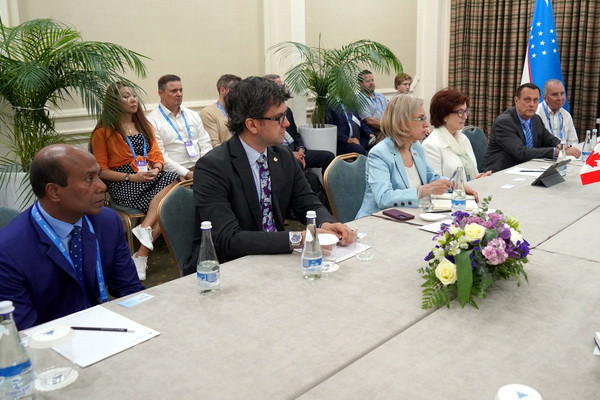 Uzbekneftegaz: Negotiations were held with officials of Canada and the presidents of Canadian companies