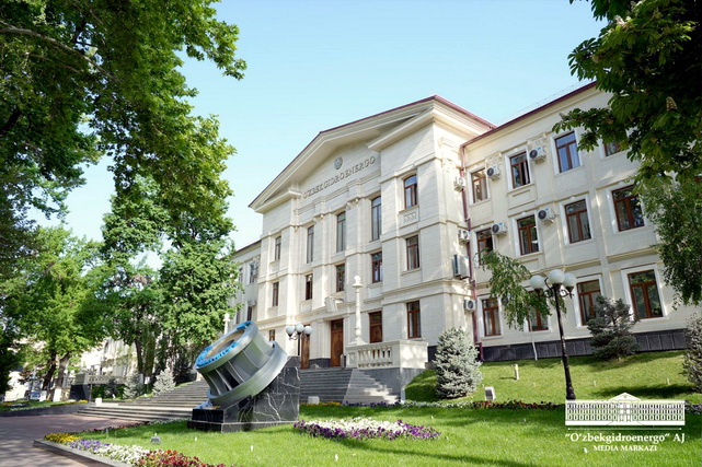 «Узбекгидроэнерго» направит почти 265 млн. долларов на развитие гидроэнергетики в 2026 году