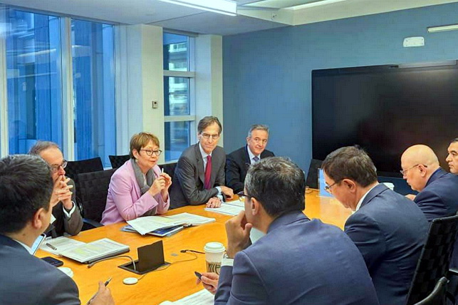 EBRD and Uzbekistan discuss expanding cooperation and new projects in infrastructure and energy