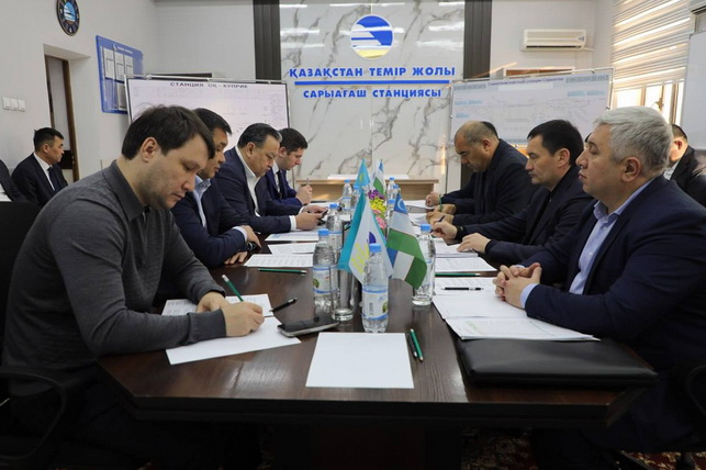 Министр транспорта Узбекистана обсудил с руководителями железных дорог Казахстана развитие транспортных коридоров