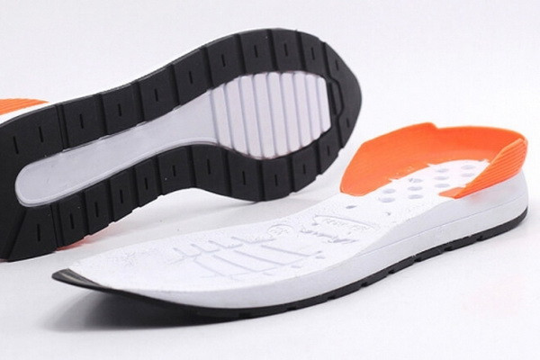Uzbek enterprise starts to produce Nike sneakers