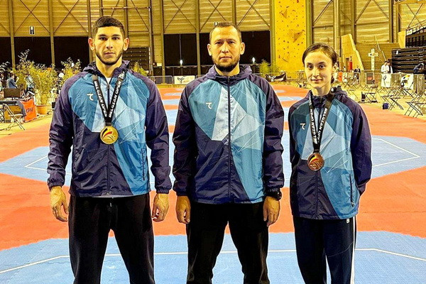 Представители отечественной делегации по таэквондо завоевали 3 золотые, 1 серебряную и 2 бронзовые медали