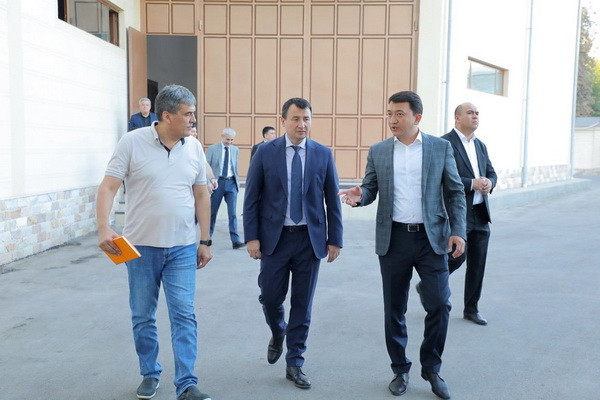 Issues of socio-economic development of Tashkent districts discussed