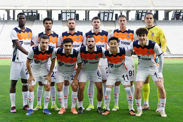 Shomurodov and Faizullaev Lead Istanbul Başakşehir to Convincing Victory in Turkish Cup