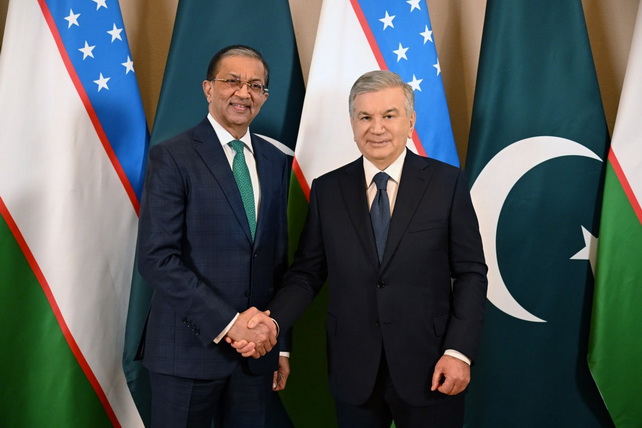 Президента Узбекистана обсудил планы сотрудничества с главой компании Engro Group