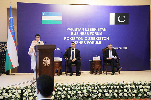 Uzbekistan and Pakistan sign an agreement for US$800 million.