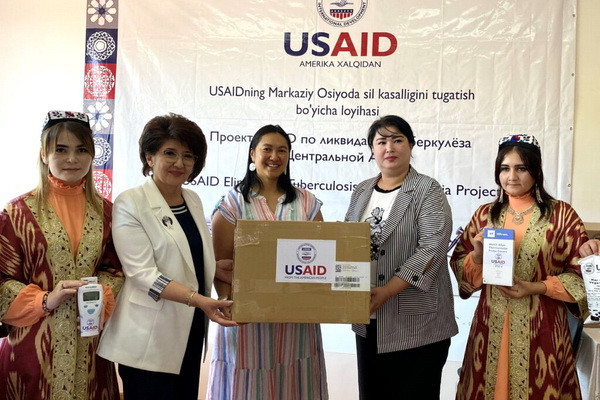 USAID предоставило оборудование Джизакскому областному центру фтизиатрии и пульмонологии